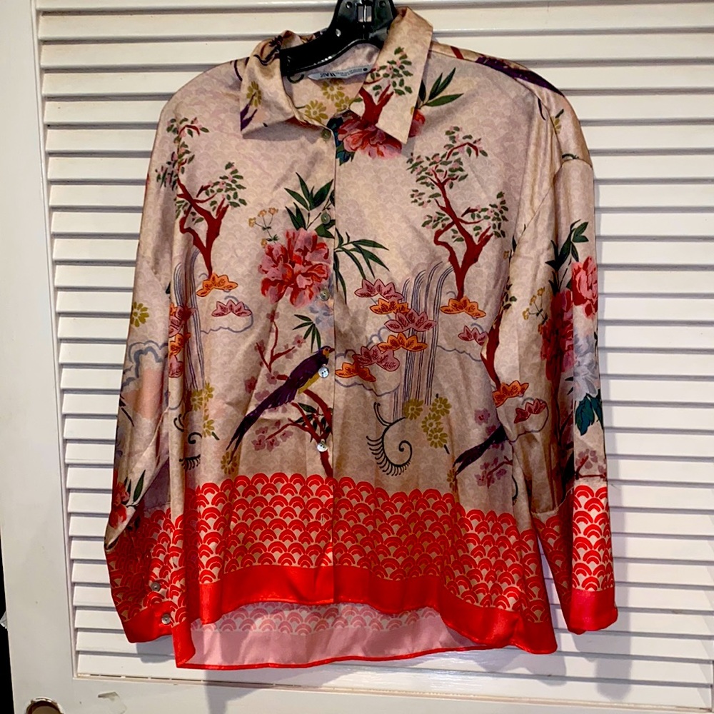 NWOT Zara pajama top fabulous design - dress up or down